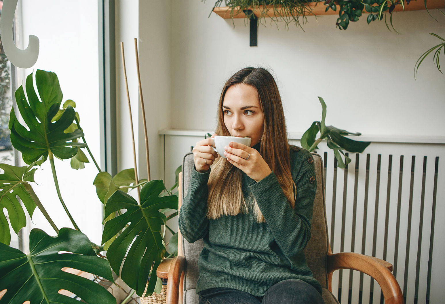 نوشیدن یک فنجان اسپرسو برای افزایش انرژی و بهبود خلقوخو